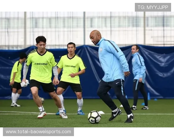 足球巨星后代成长之路：他们如何继承父亲光辉岁月与球场梦想